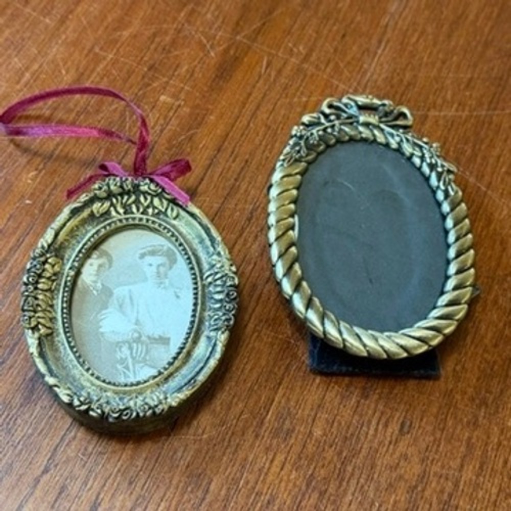 Vintage Gold Ornate Oval Frames Gallery Wall Cottage core Victorian